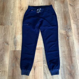 Figs Zamora Jogger Scrub Pants in Navy - Size M/T
